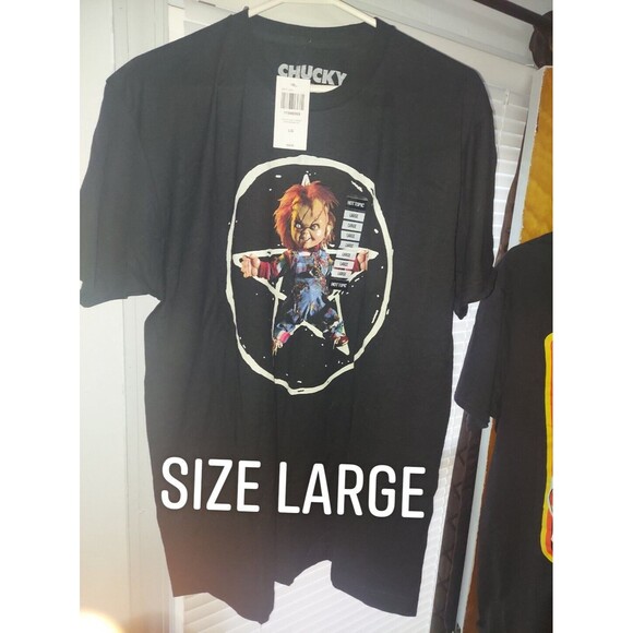 CHILD'S PLAY CHUCKY Licensed Men's  Graphic T-Shirt Size LARGE - Picture 1 of 1